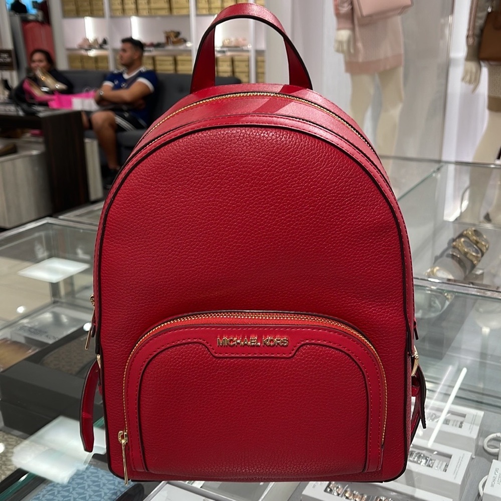 Michael Kors Jaycee Medium Pebbled Leather Backpack
Chili - Picture 3 of 16
